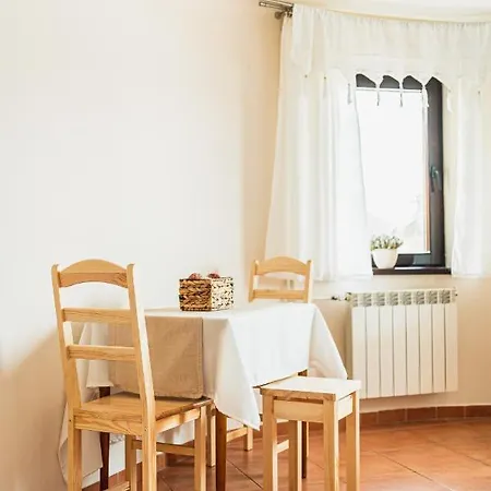 Dom Na Turystycznej Guest house Pyzowka